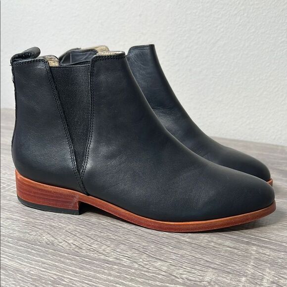 Nisolo Eva Everyday Chelsea Boots - Picture 4 of 8